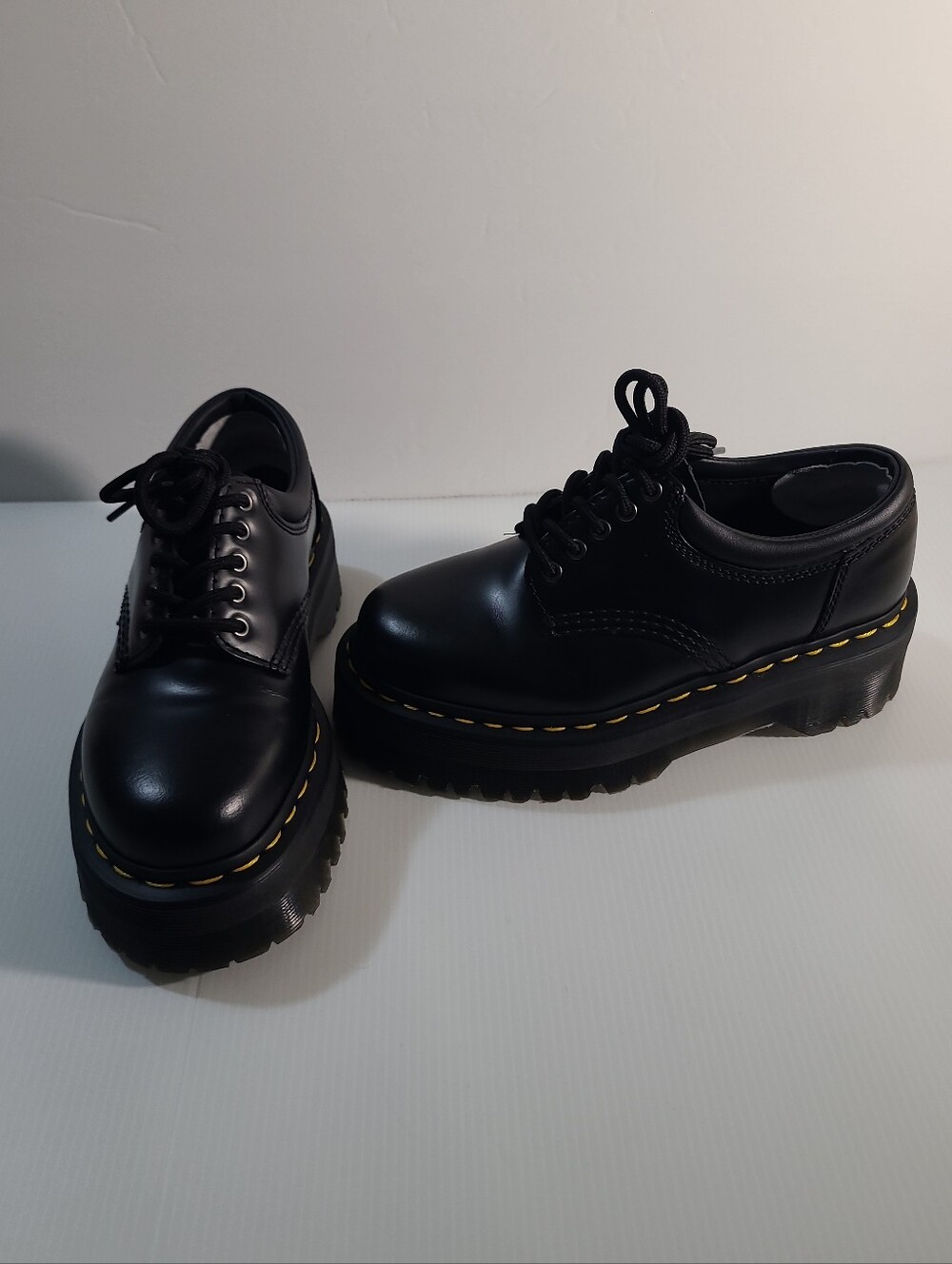 Dr. Martens Black Leather  Sole Platform Lace Up 8053 Quad Size 5 Womens - Picture 11 of 12